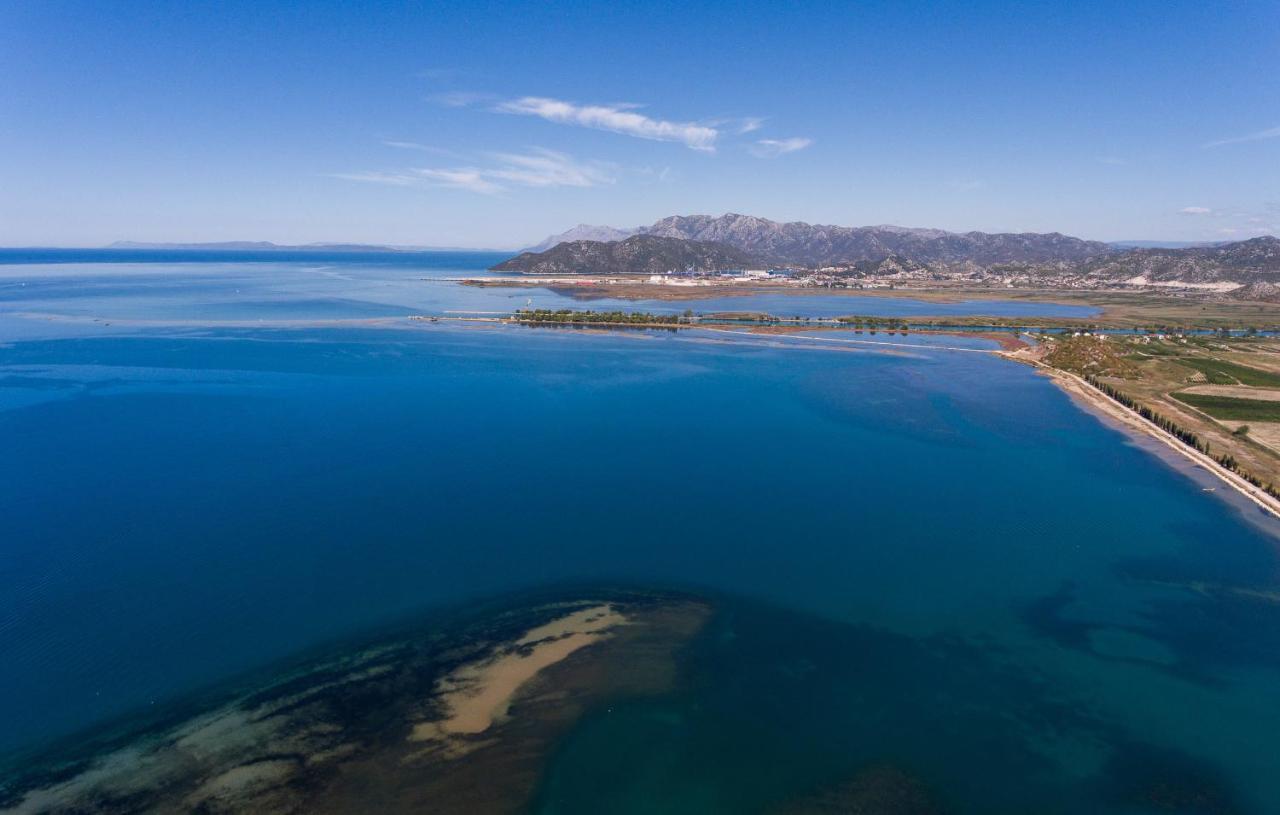 Villa Luni Blace Dış mekan fotoğraf